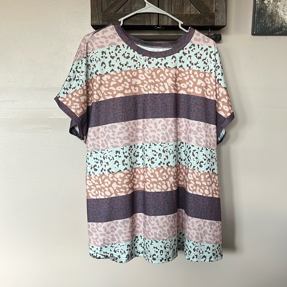 SHEIN Curve multi color cheetah print t shirt
